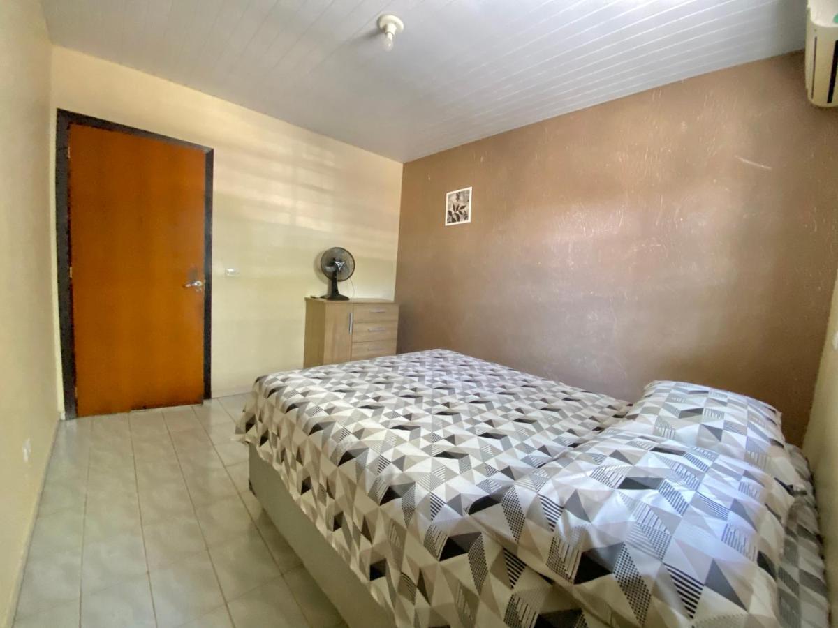 Casa Grande Com 2 Quartos E 1 Suite Foz do Iguacu Ngoại thất bức ảnh